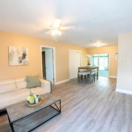 Brandon Calm Drive Villa Exterior photo